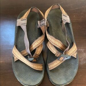 Chacos in brown pattern